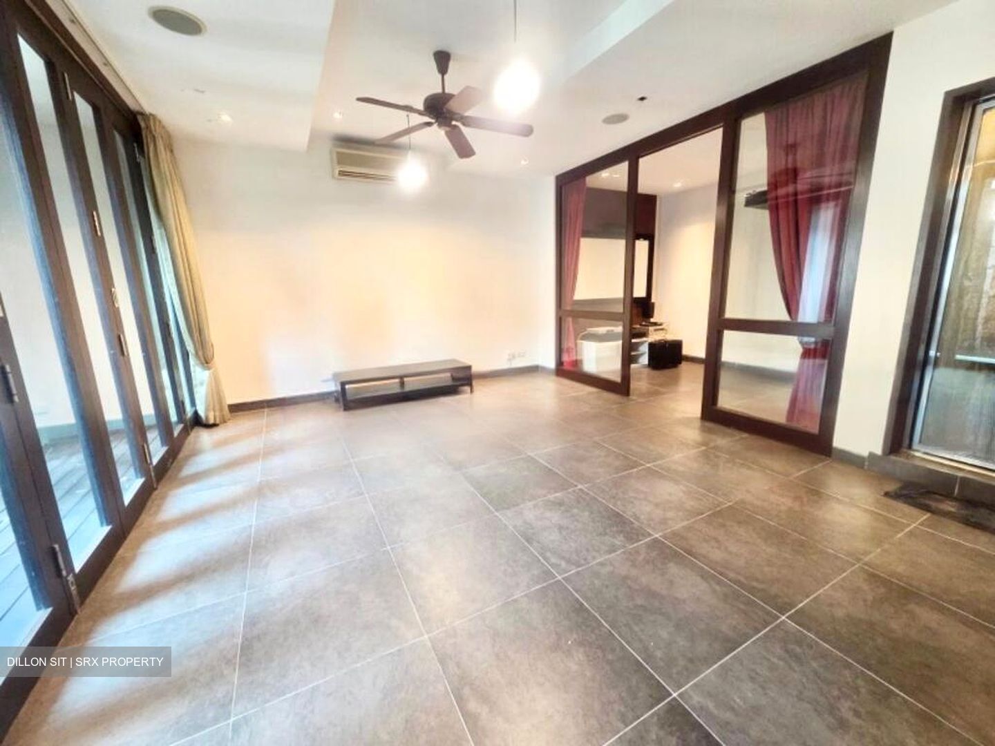 Ocean Drive (D4), Detached #470122681